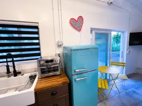 Stylish Studio in the Heart of Camp Verde - Image 5