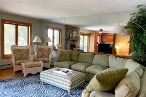 Private Lake Front Home in Suttons Bay - Image 4