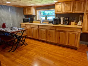 Secluded Riverfront Cabin 5 acres on Little Missouri River - Image 3