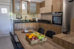 Modern House close to Rethymno, By Hellocrete - Image 3