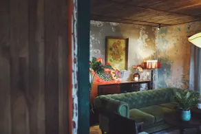 Cheerful 2-bedroom vacation home with BBQ grill - Image 2