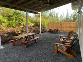 Holoholo Jungle Bunkhouse - Image 3