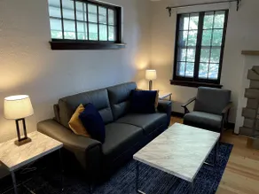 St. Paul Cottage - Image 2
