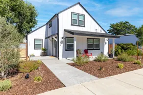 Luxurious -Pet Friendly Suite Downtown Paso. - Image 2