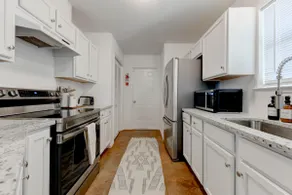 Pet/Kid friendly! 20 min to Austin! 4 BR! - Image 4