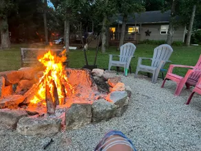 Lakefront Escape, Exclusive Pool, near WI Dells - Image 2