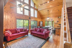 Peaceful Lakefront Cabin W/Hot Tub & Lake View - Image 2