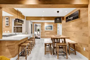 Beachside Escape: Movie Room+Private Backyard+Fun - Image 2