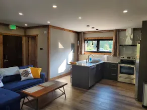 (#4)Pine Forest Cabins - Image 3