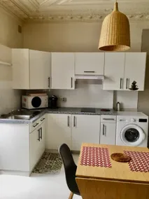 studio in the city center of La Charité - Image 2