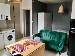 studio in the city center of La Charité - Image 3