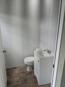The \"40 Steps\" Cabin Tiny house - Image 5