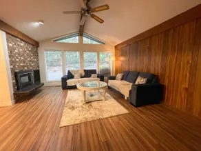 Beautiful farm house with a ton of space and a Sauna . Family  friendly - Image 4