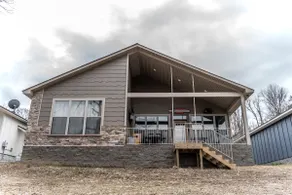 Katherine's Place Luxury Lakefront Home! - Image 3