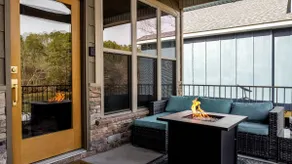 Katherine's Place Luxury Lakefront Home! - Image 4