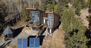 Off-grid Cabin W/ Breathtaking Mt View - Image 2