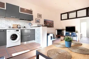 A rustic in the city, apartment in Ancona - Image 5