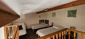 Lovely apartment with pool facing the Pyrenees - Image 5