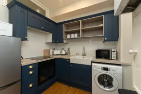 Riverside 2-Bed Ground Floor Flat | Free Parking - Image 2
