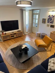 Apartment Family Time - Image 4