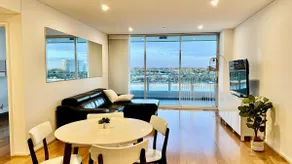 Mandurah Holiday Waterfront Stay - Image 3