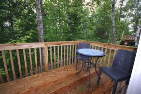 Spacious 1 Bedroom Cottage Close to Everything 1 - Image 4