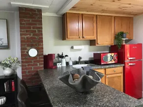 Spacious 1 Bedroom Cottage Close to Everything 1 - Image 3