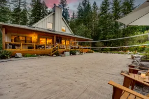 2 acres, Riverfront, Wine Bar, Game Room, Hot Tub! - Image 5