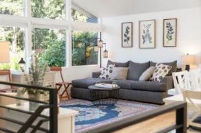 Cheerful 3 bedroom house in Edmonds - Image 2