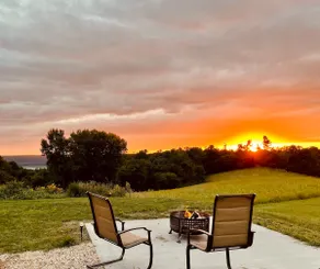 Barn On The Ridge - HOT TUB - Sleeps 6 - Image 5
