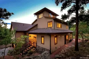 Luxury Rocky Mountain Retreat above Boulder - Image 2