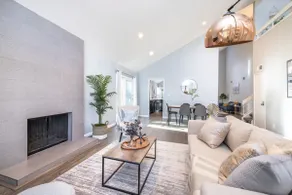 New! Modern & Sleek 4BR home w/high ceilings - Image 5