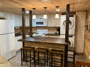 The Habersham Hangout; Cozy cabin near atv trails! - Image 4