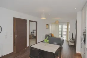 Central Southend,2-Bedroom Flat, Seaview & Parking - Image 3
