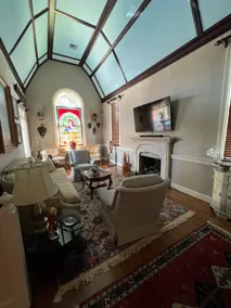 La Petite Chateau - Image 3