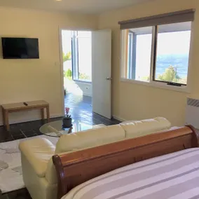 Skyescape on Northshore Guest Suite - Image 4