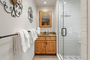Cozy, Forested Guest Suite Close to Downtown - Image 5