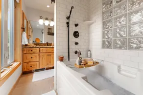 Cozy, Forested Guest Suite Close to Downtown - Image 4