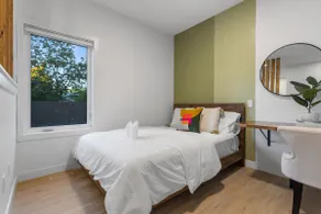Entire 1 BDR + Bath 2 min 2 train | Avocado Suite - Image 4