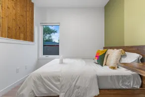 Entire 1 BDR + Bath 2 min 2 train | Avocado Suite - Image 3