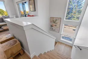 Stylish 2 Beds 2 Baths Townhome | Working desk - Image 4