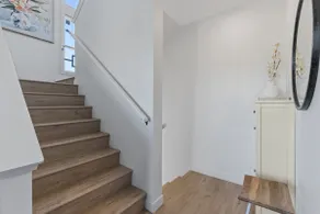 Stylish 2 Beds 2 Baths Townhome | Working desk - Image 3