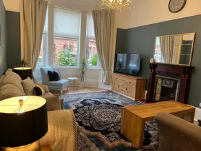 Central Shawlands, Luxury Victorian apartment - Image 4