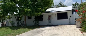 Welcoming Efficiency/Private Entrace - Image 2
