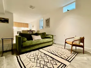 All new 2-bedroom garden apartment on great block. - Image 5