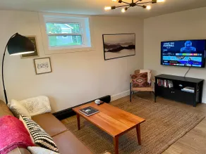 Cozy House in Johnson! - Image 4