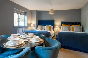 Large Stylish Studio in the heart of the city - Image 4