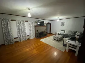 Cozy 4 bedroom home in downtown Stuttgart. - Image 4