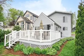 Lumos House on Magician Lake - Image 2