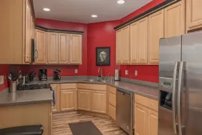2 Bedroom Mountain View Condo with Private Hottub - Image 5